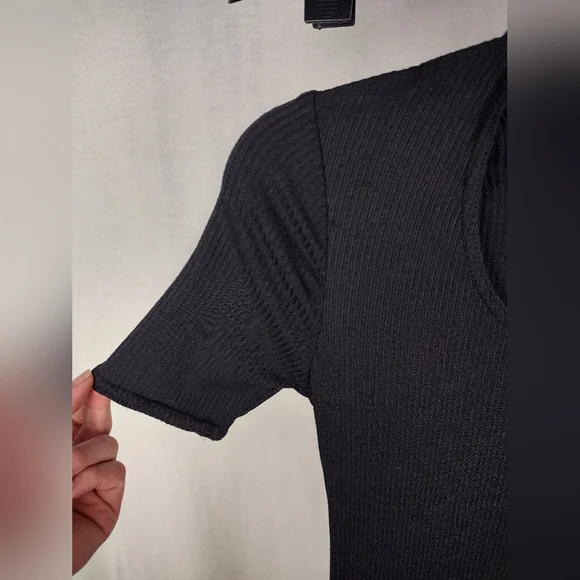 LOVE ADY NECK CUTOUT RIB KNIT BLACK DRESS SIZE XS (0-2) NWT - Picture 8 of 15